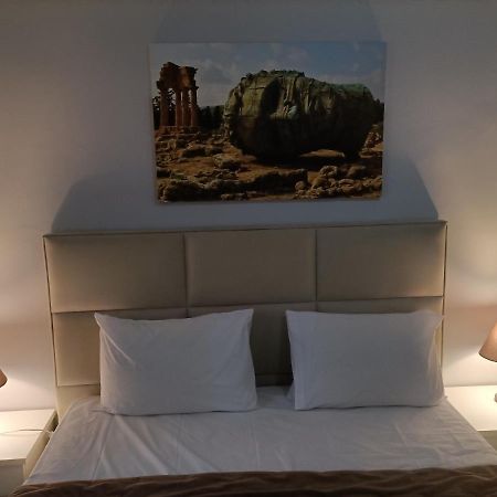 Modern Comfy Lejlighed Athen Eksteriør billede