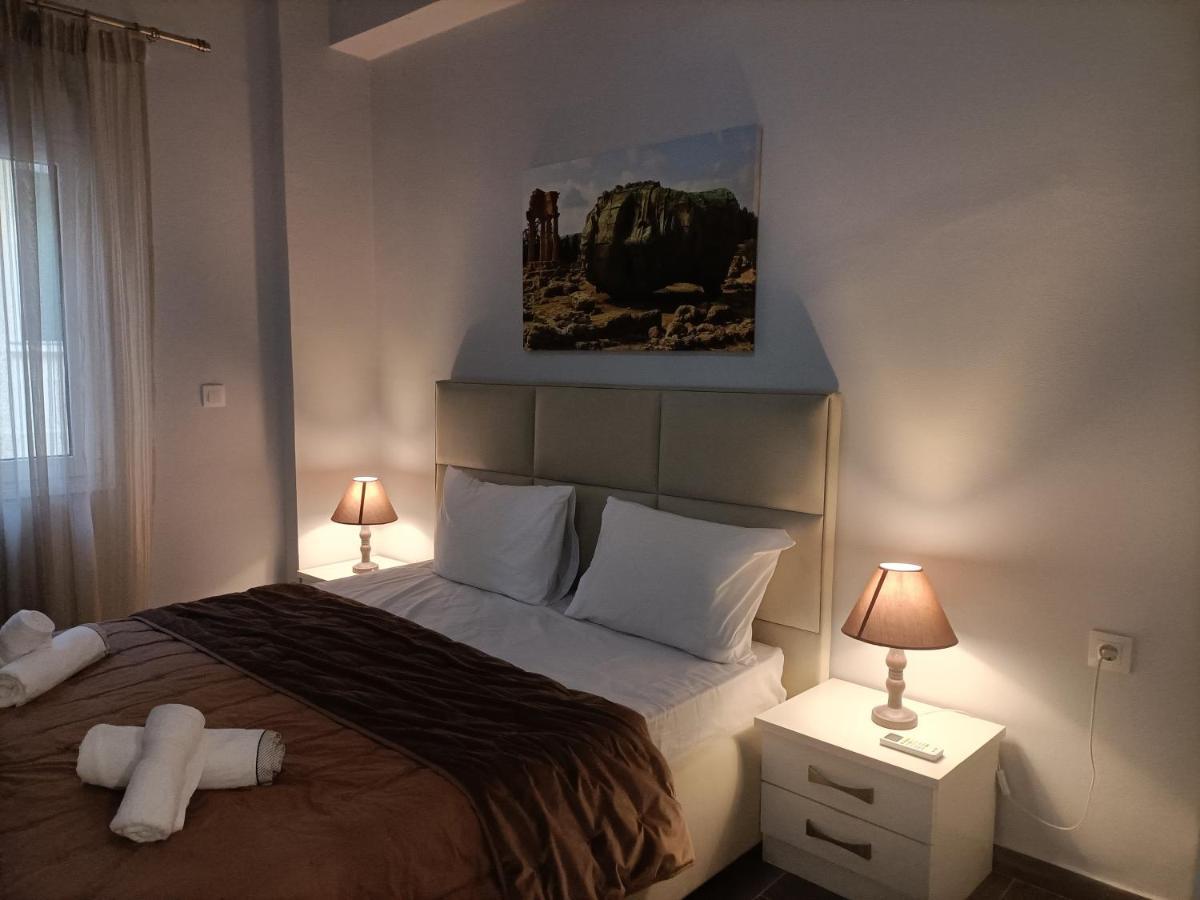 Modern Comfy Lejlighed Athen Eksteriør billede