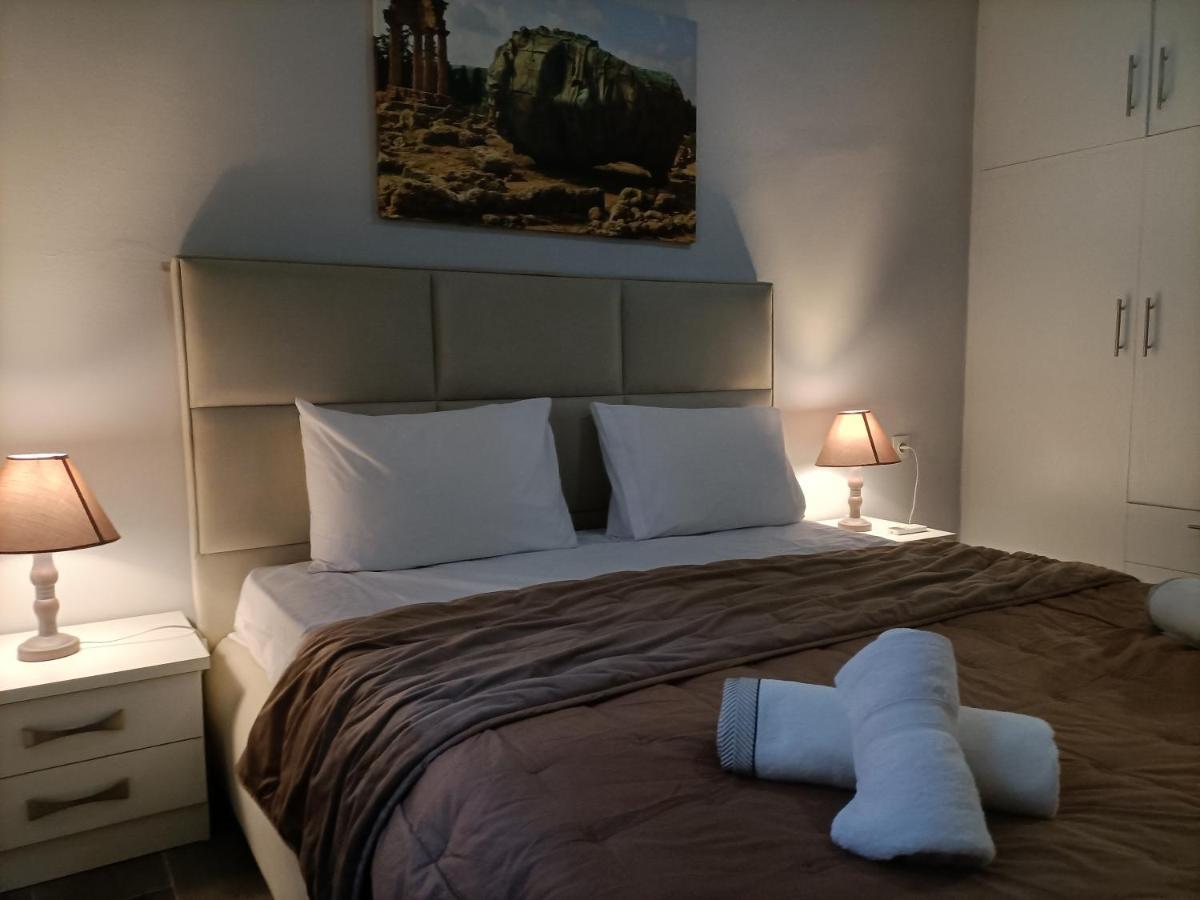 Modern Comfy Lejlighed Athen Eksteriør billede
